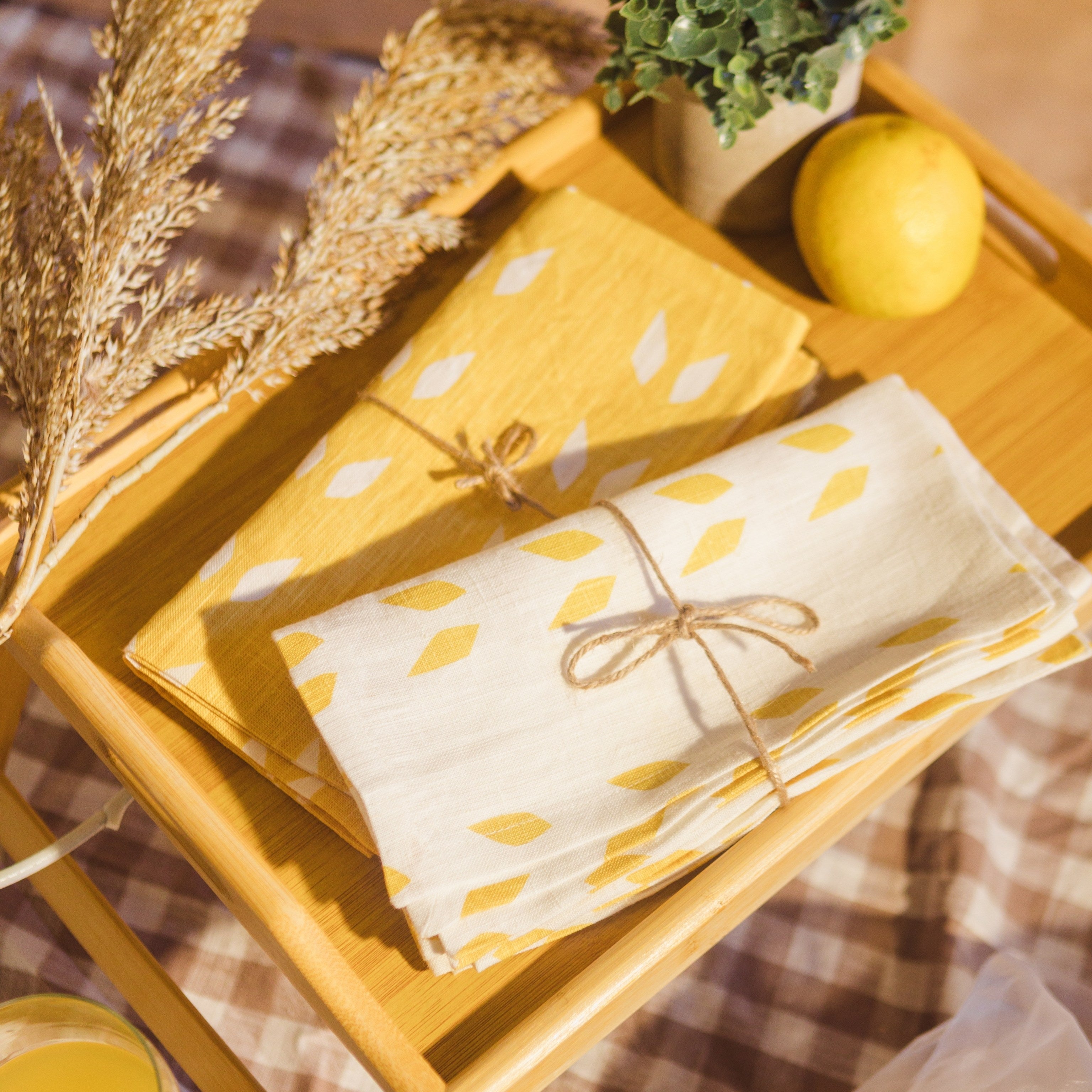 S/2 Terra - Pure Linen Table Napkins - White Mustard