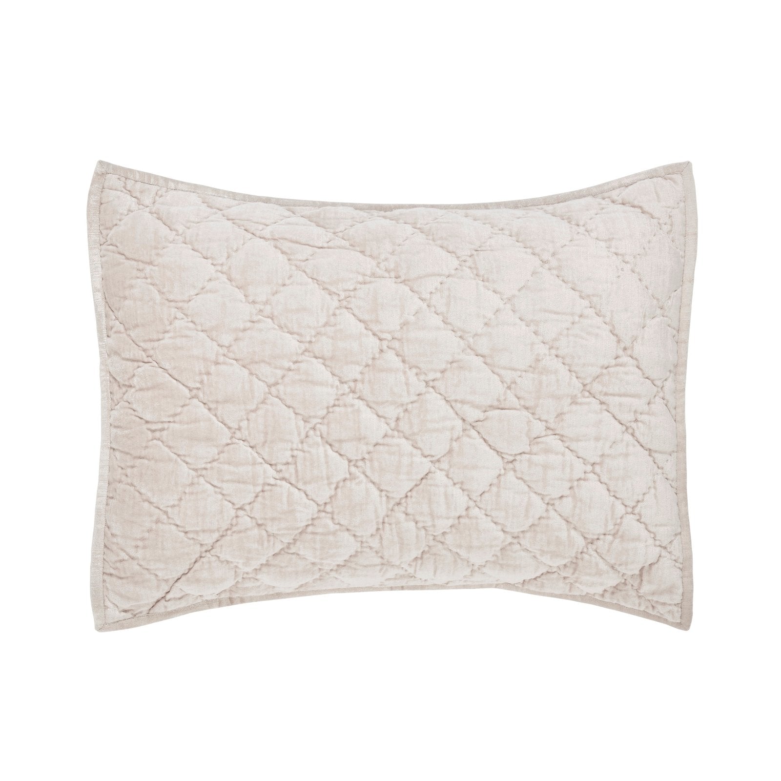 SS-342-2026-LOT1_1|Soft light beige quilted pillow sham with diamond pattern, perfect for cozy bedroom decor and comfort.