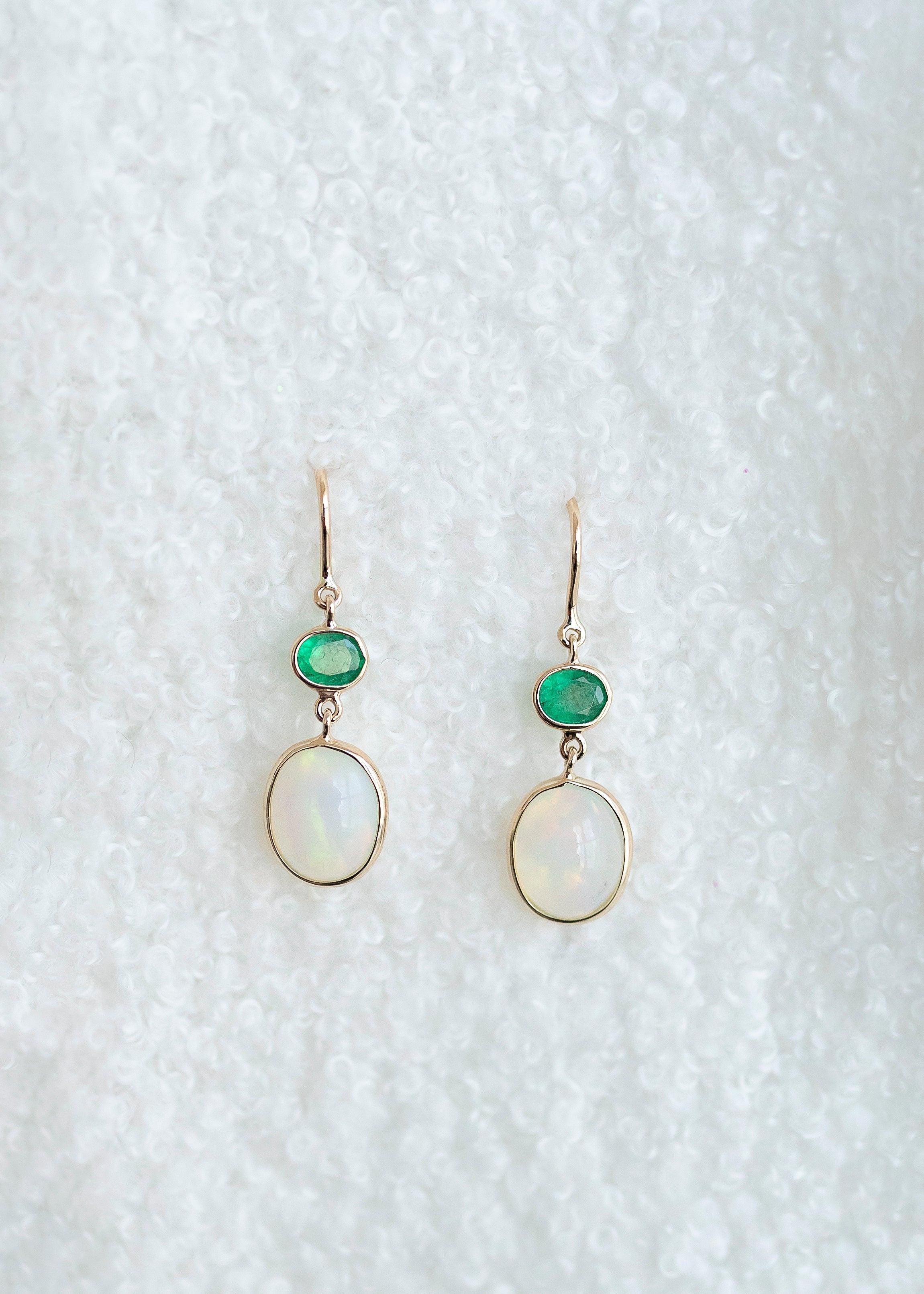 Emerald Radiance Earrings minimal everyday fine jewelry in solid gold and sterling 925 silver with natural gemstones.