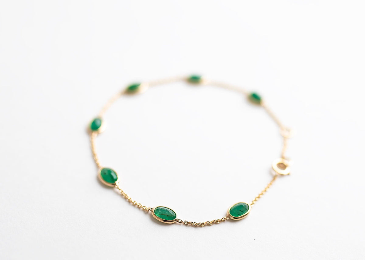 Emerald Spark (large) minimal everyday fine jewelry in solid gold and sterling 925 silver with natural gemstones.