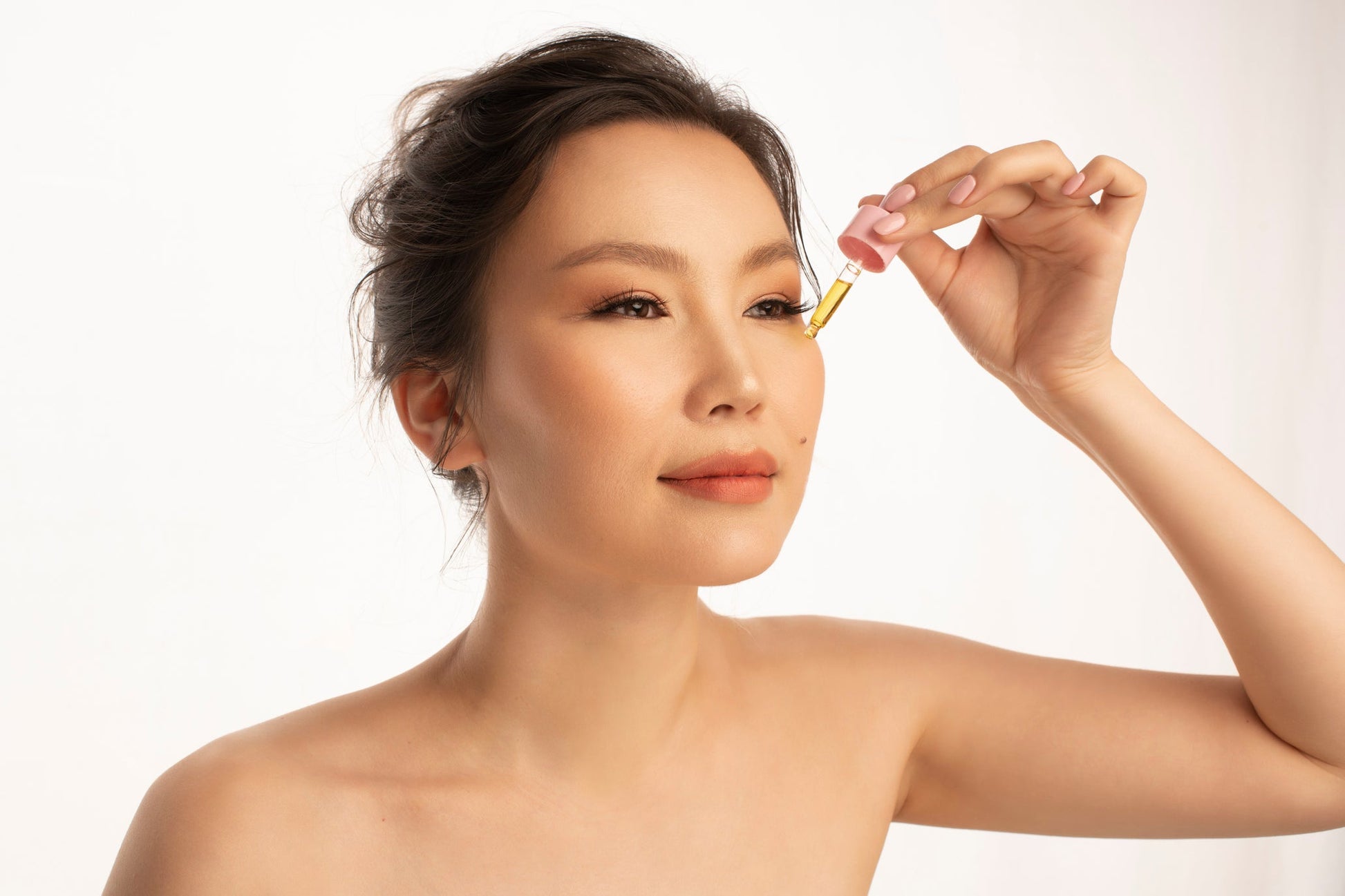 Revitalize Your Eyes: Try Our Coffee Eye Serum for Brighter, Smoother Skin! Oyu Cosmetics