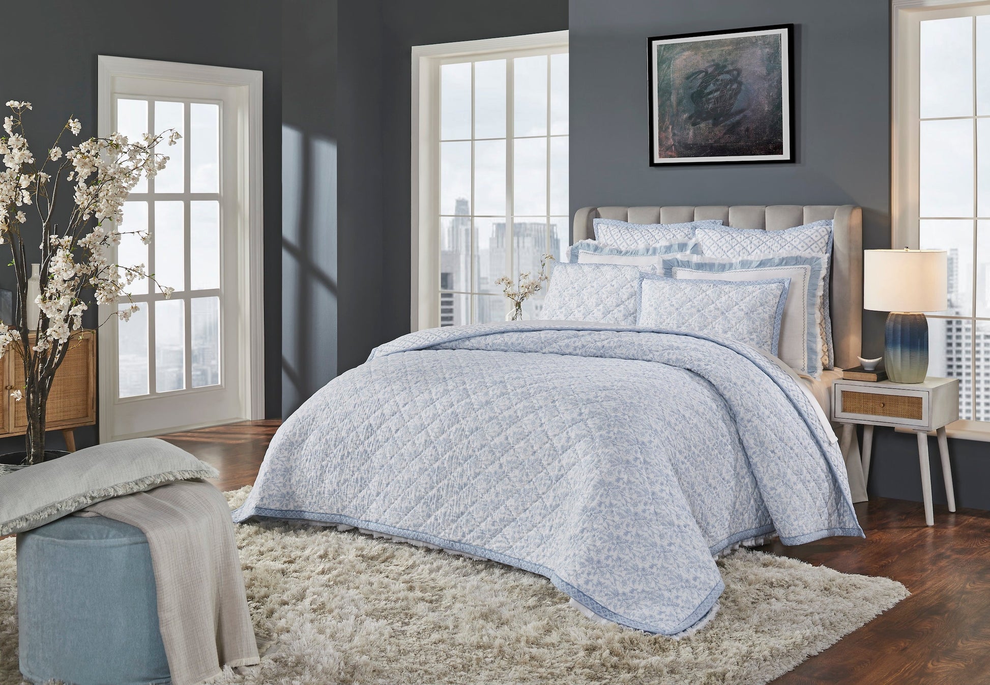 QT-345-11096_2|Light blue floral patterned quilt with diamond stitching, perfect for a serene and elegant bedroom aesthetic.
