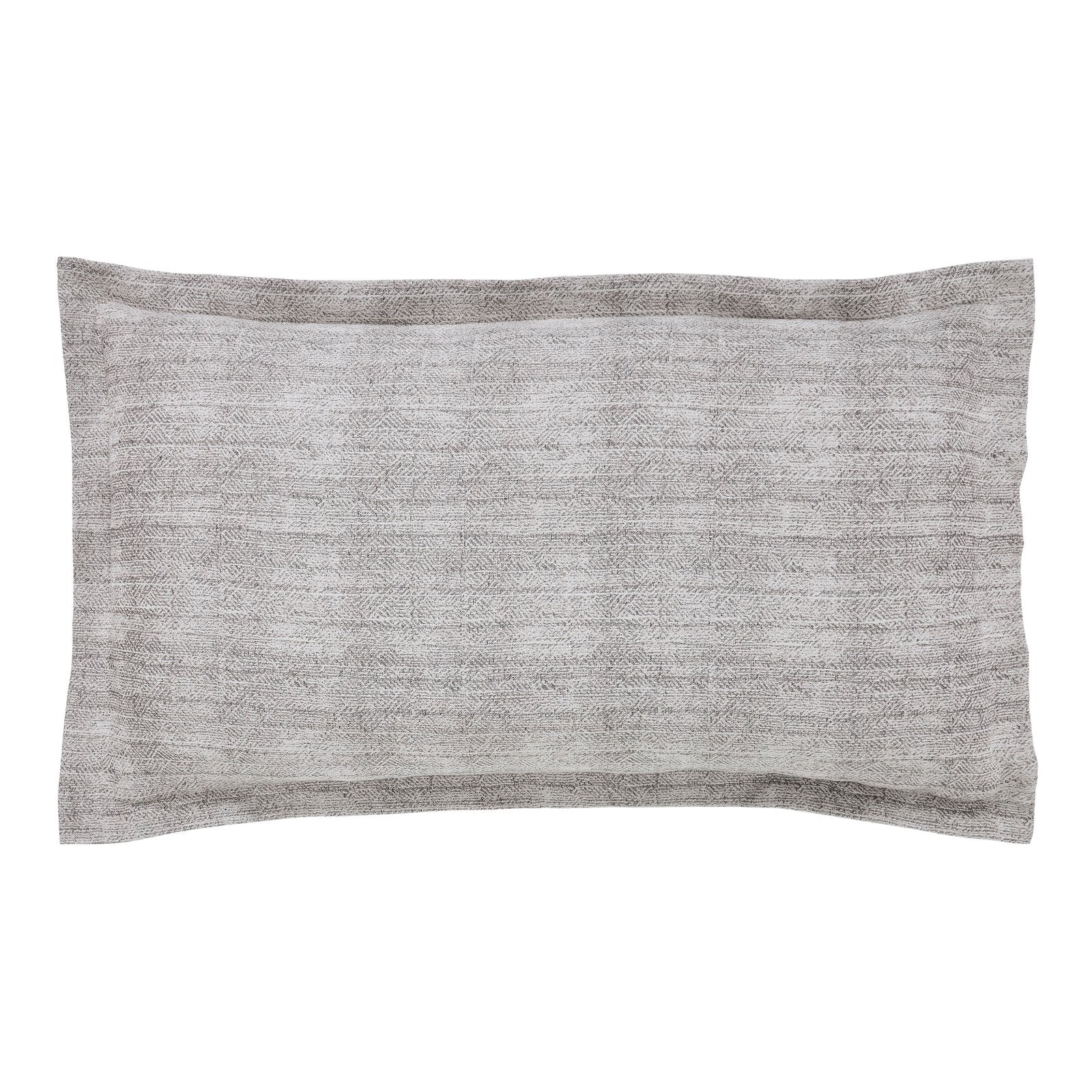 KS-032-2036_1|Single light grey textured pillow sham, an elegant and modern bedding accessory matching the stylish duvet cover.