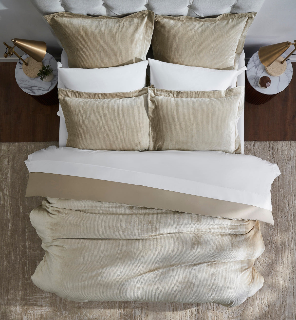 DT-053-10692_4|Luxurious light gold textured duvet cover set, perfect for elegant bedroom decor. Soft, plush, and comfortable bedding.