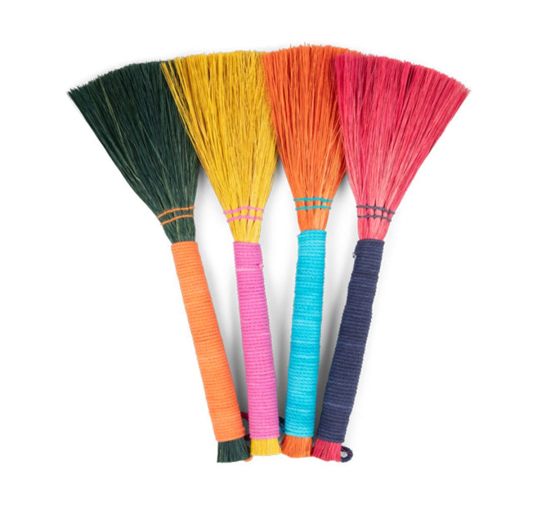 S/4 Seagrass Brushes