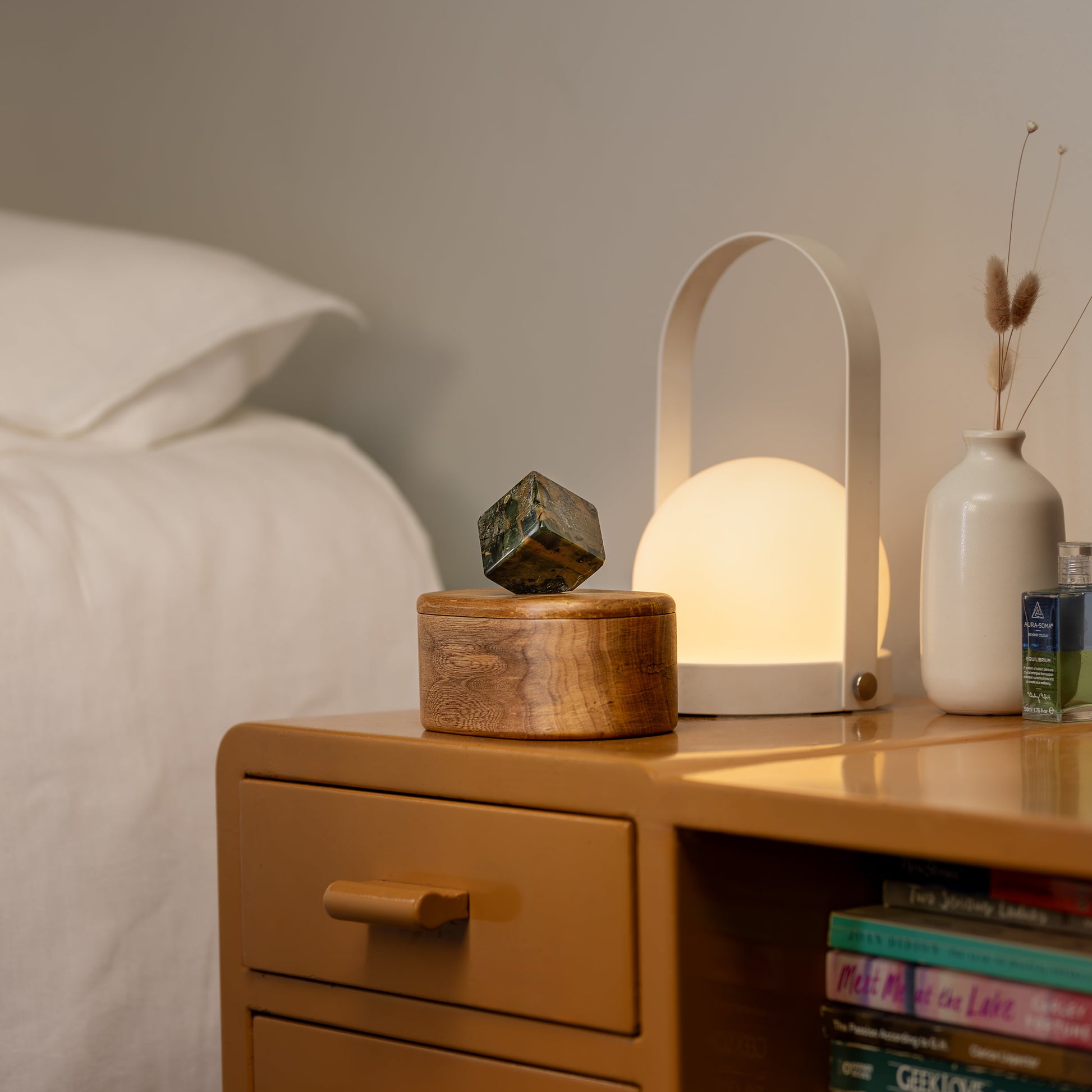 Serpentine green gemstone oval jewel box bringing organic elegance and slow design to a curated interior.