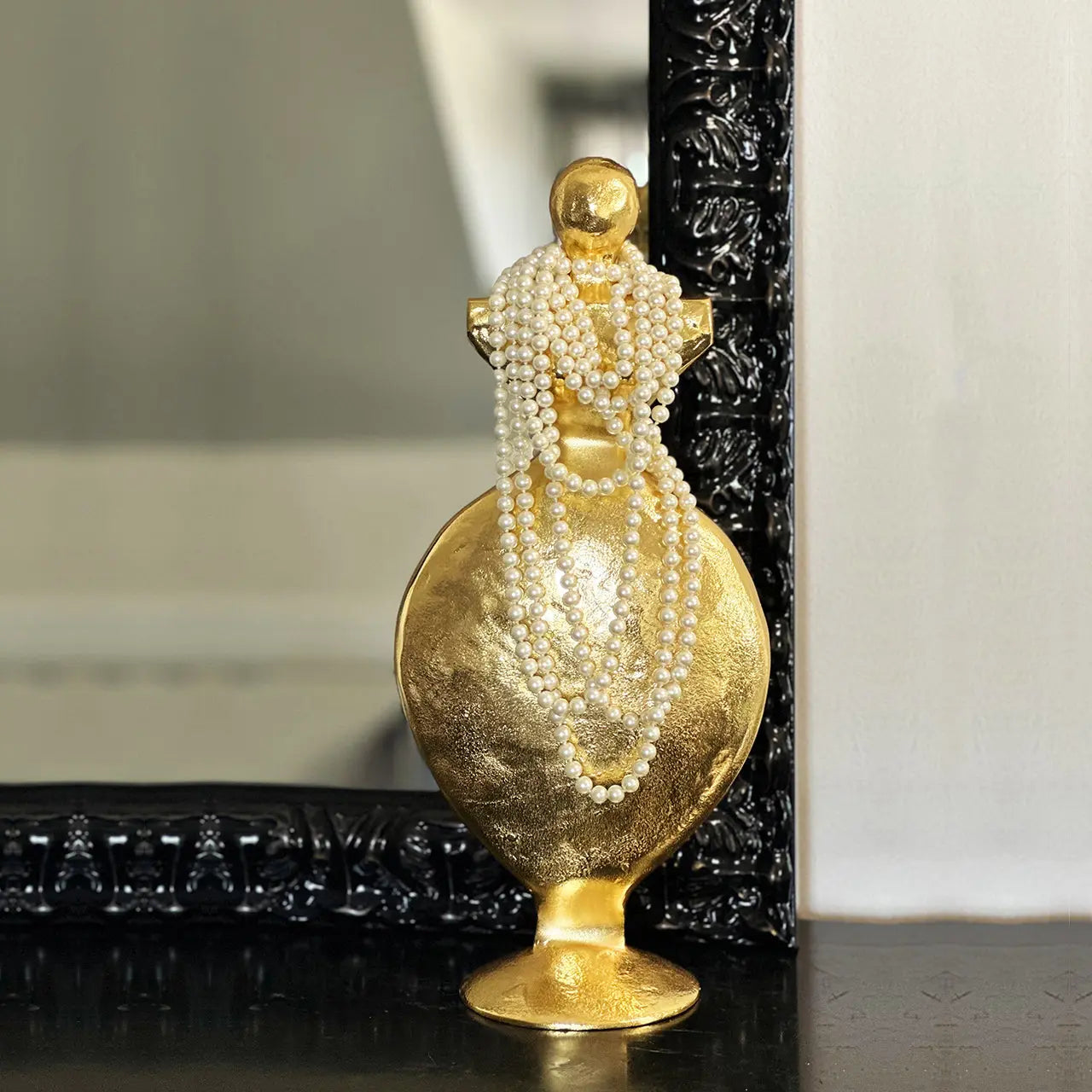 Clio Mannequin Sculpture - Nima Oberoi Lunares 