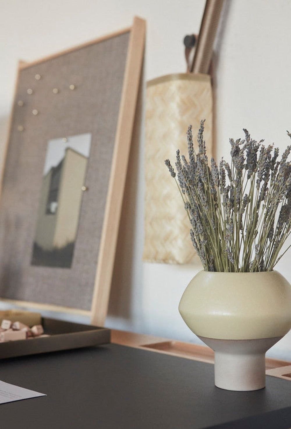 Hagi Vase Dusty Lemonade By Oyoy 3