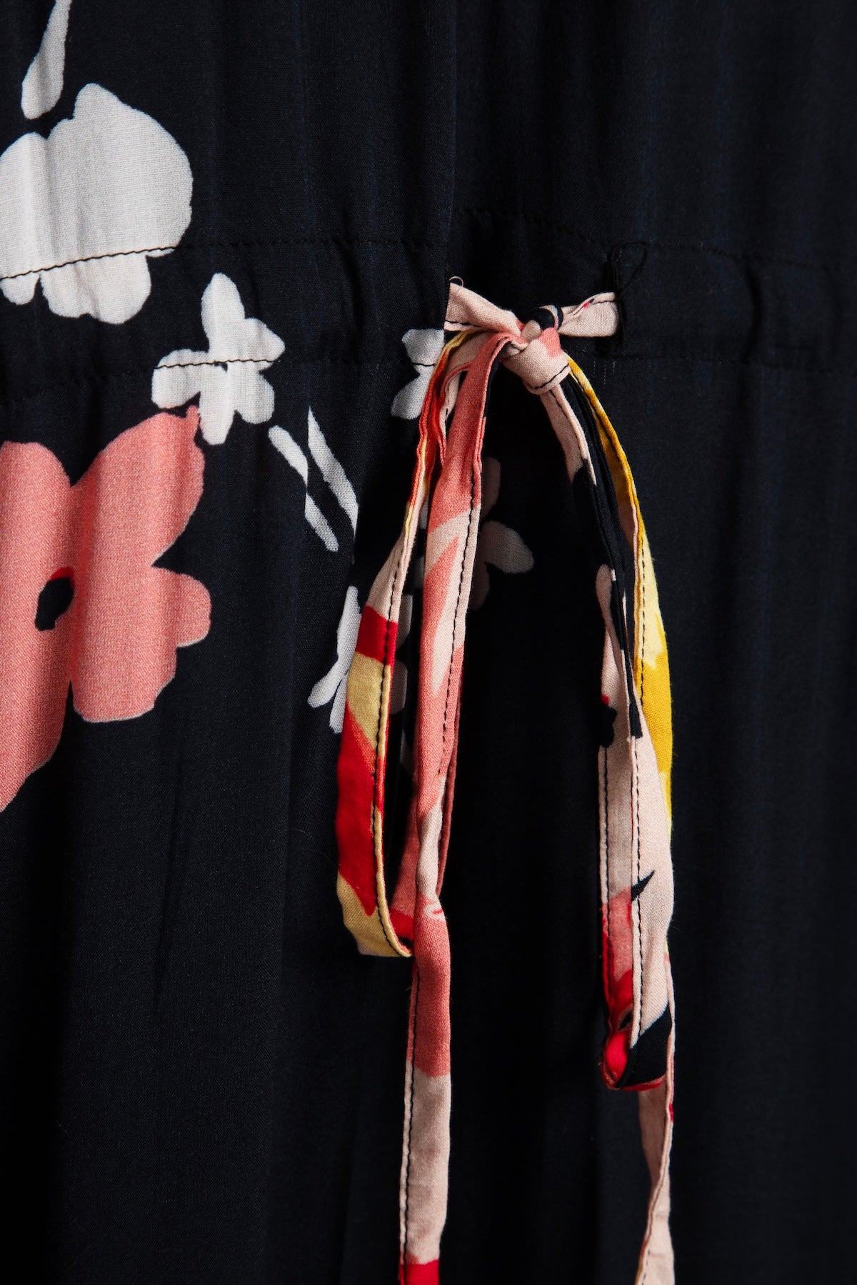 Multicolored Fiore Tie Waist Keyhole Kaftan - Black Combo