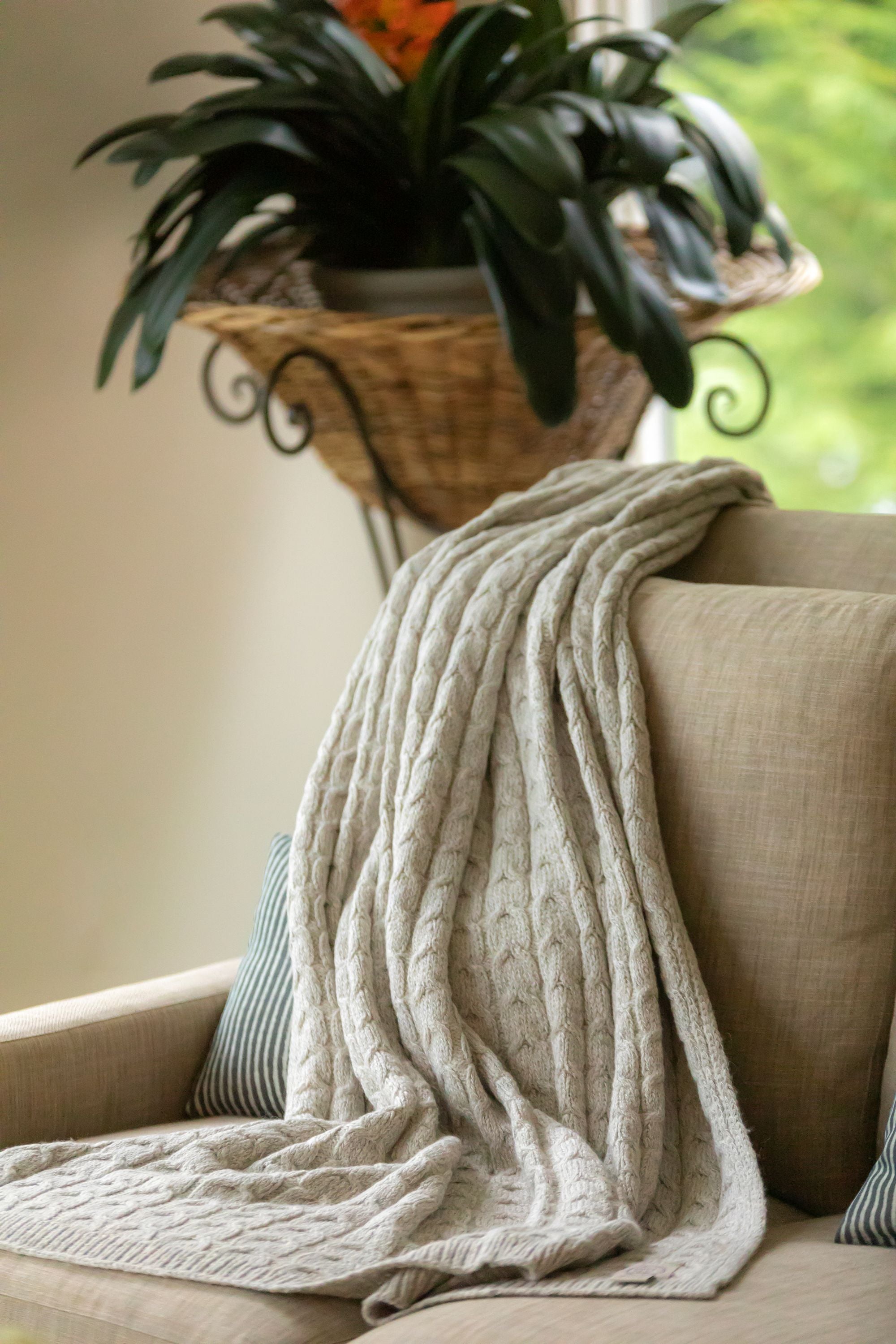 Muru Collection - Pima Cotton & Undyed Baby Alpaca Silver Cable Throw