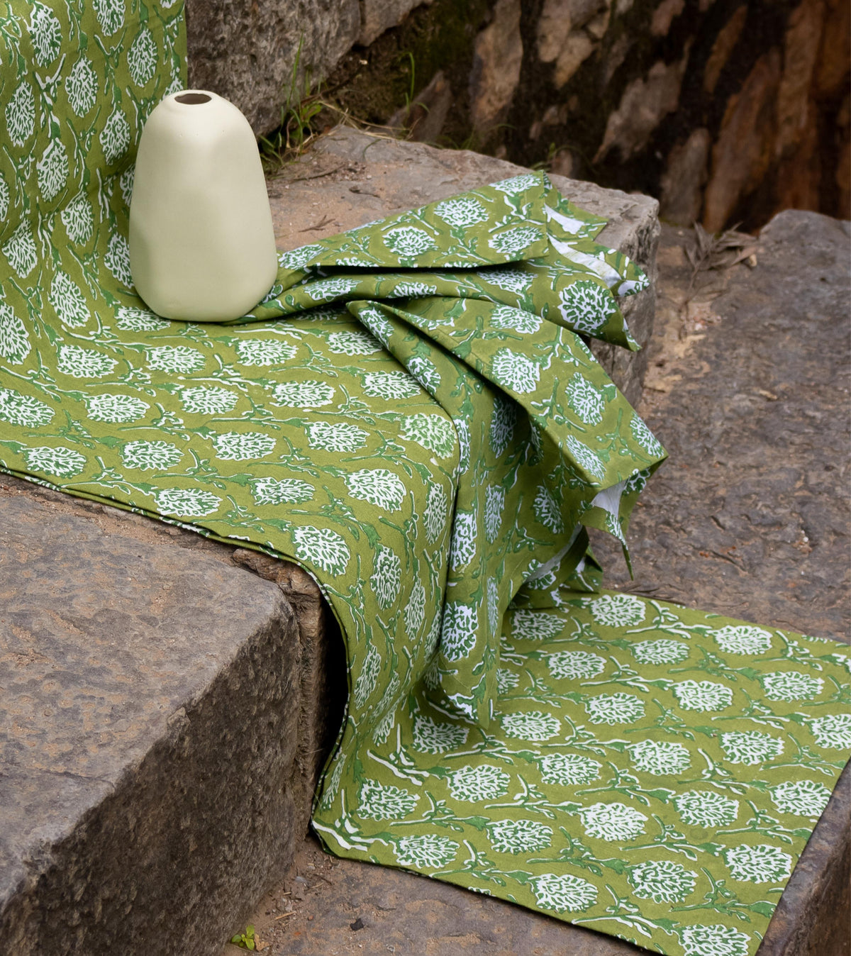 Nikhar Pure Linen Hand-Printed Table Runner - Fern Green