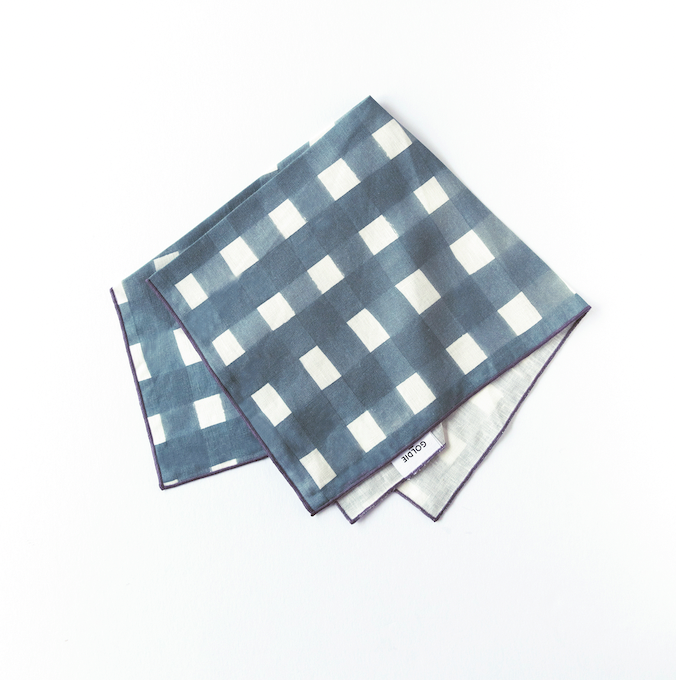 Blue Cross-Hatch linen dinner napkin with painterly brushstroke cross-hatch pattern in cool blue - Goldie Home