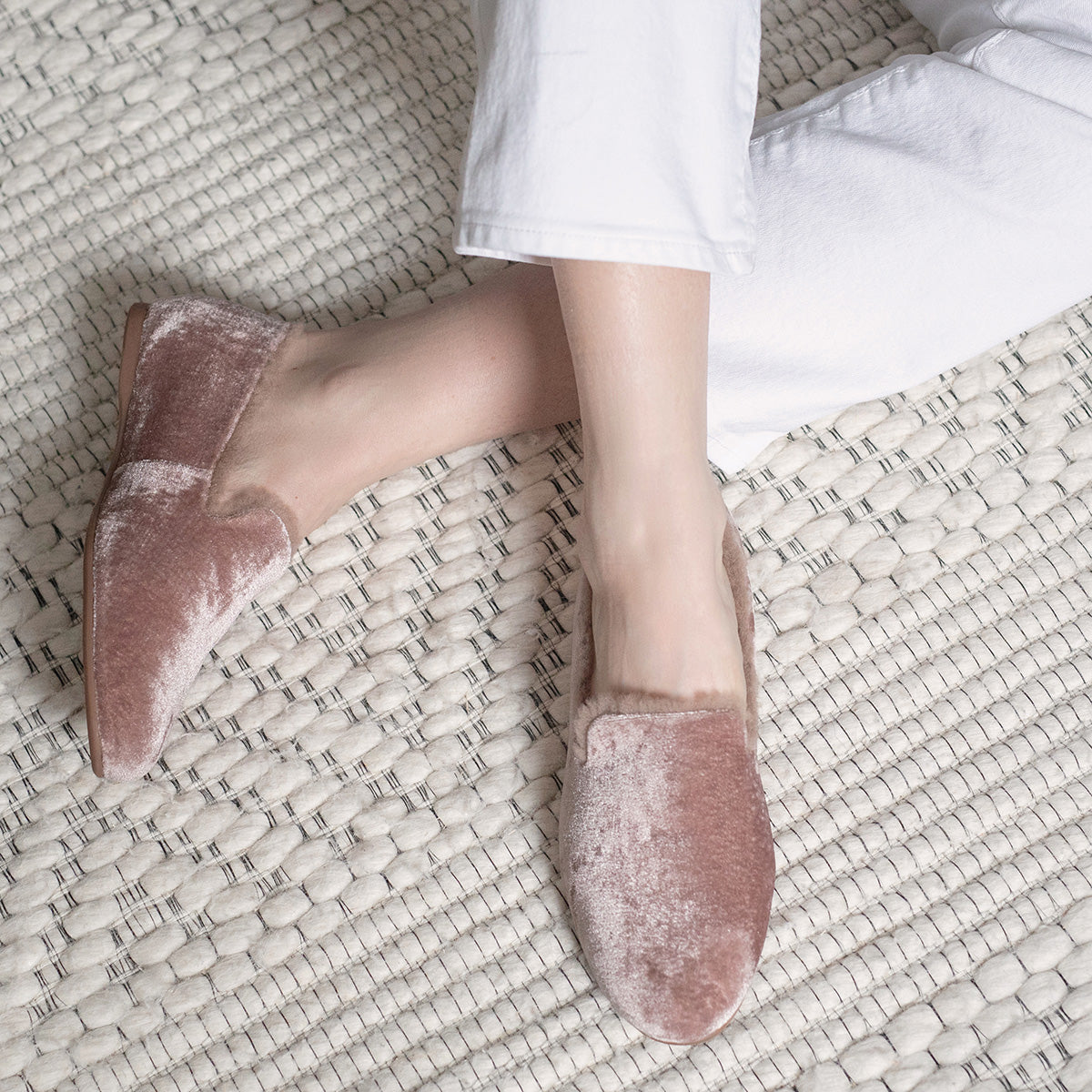 #color_new-champagne-velvet