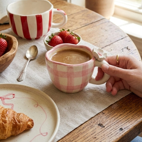 Handmade Ceramic Cups Daisy Pink 200ml Set of 2 - Casa Amarosa