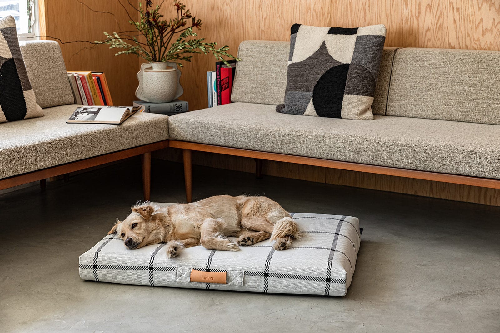 Laylo Pets LAY LO Pets - White Plaid Dog Bed or Bed Cover Lay Lo Pets