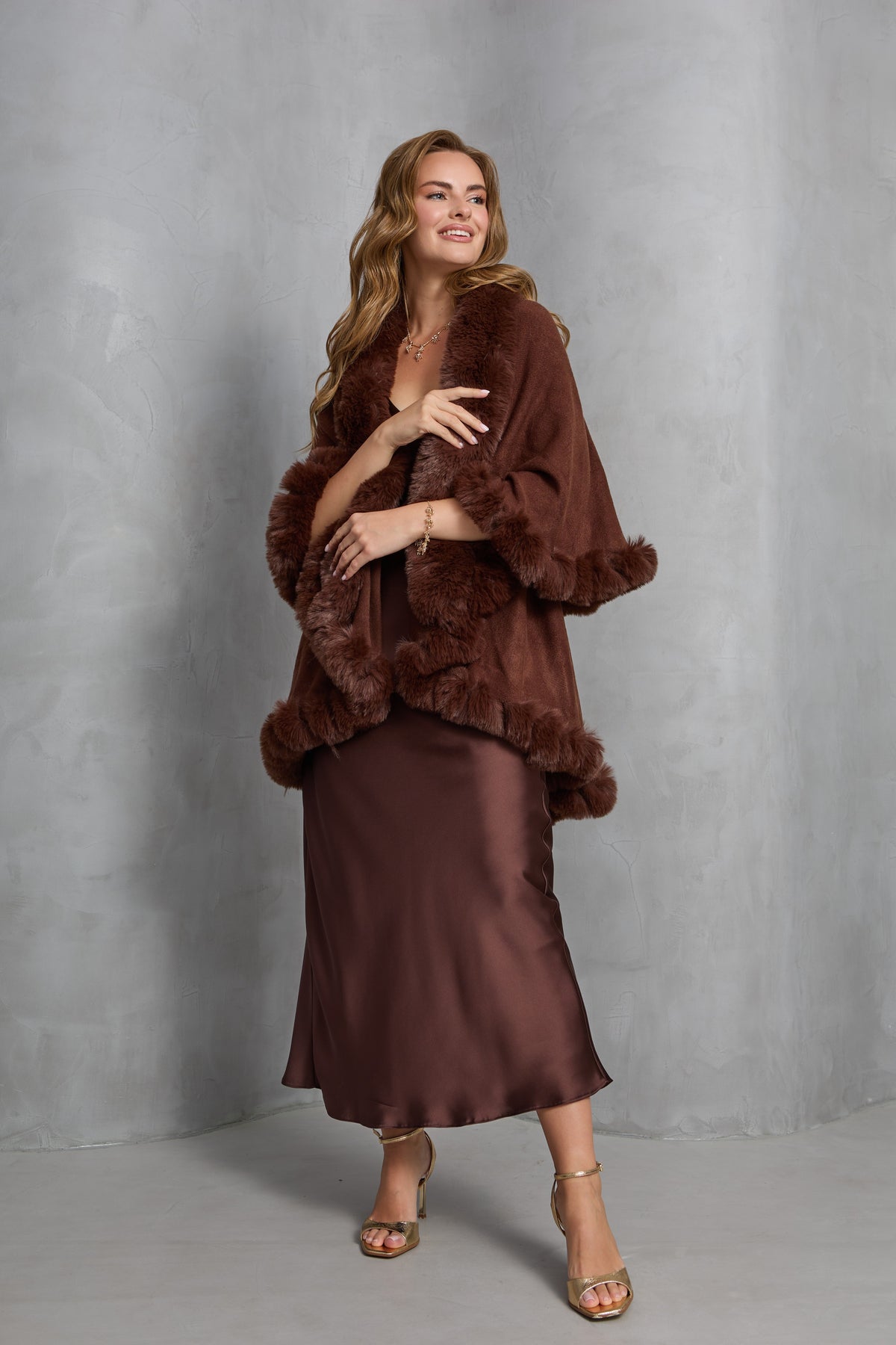 Layered Kimono Faux Fur Cape - Brown