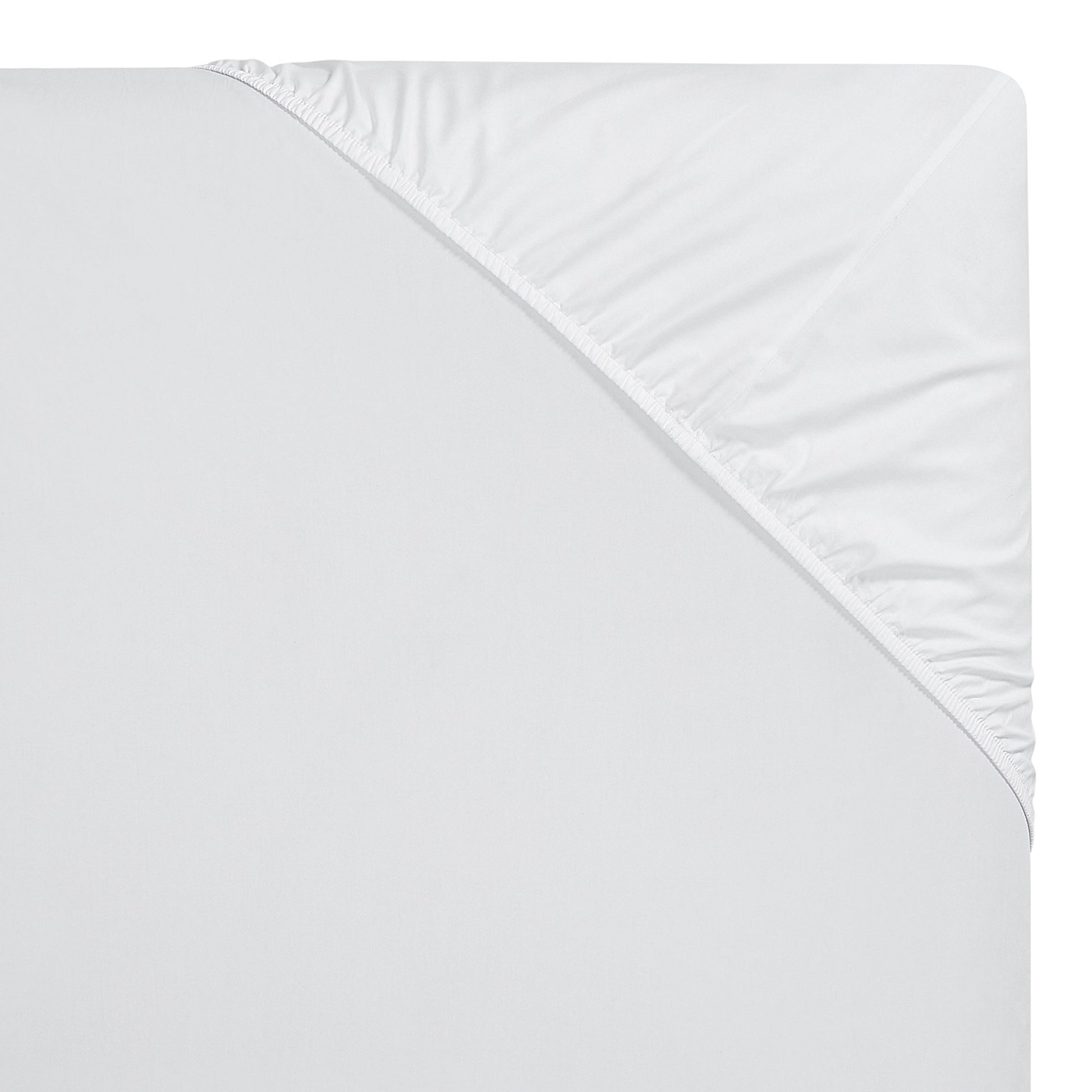 KSS-547-7880_5|White 100% cotton fitted sheet showing elasticized corner for a secure deep pocket fit. Durable pure cotton.