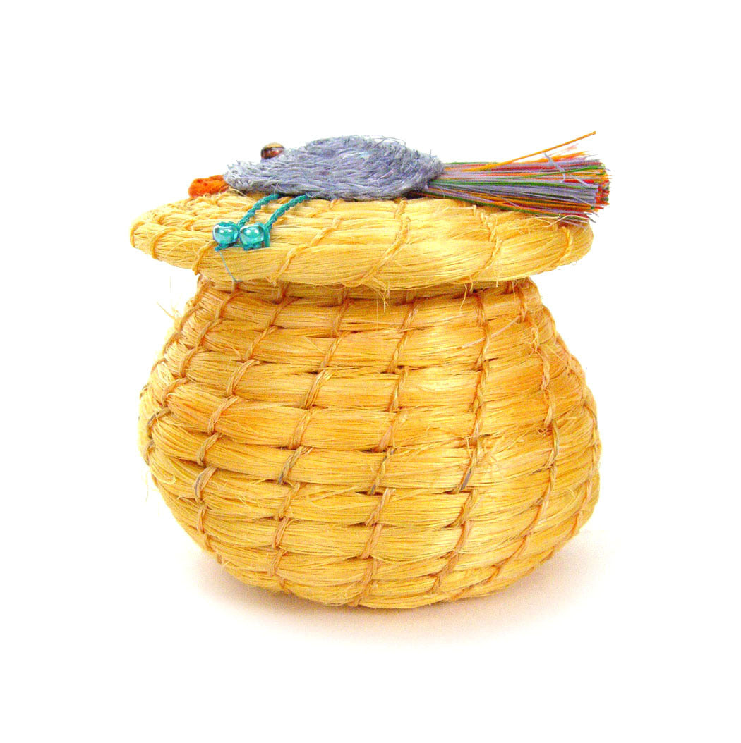 Mbare Singing Birdie Lidded Basket - Thumbnail 2