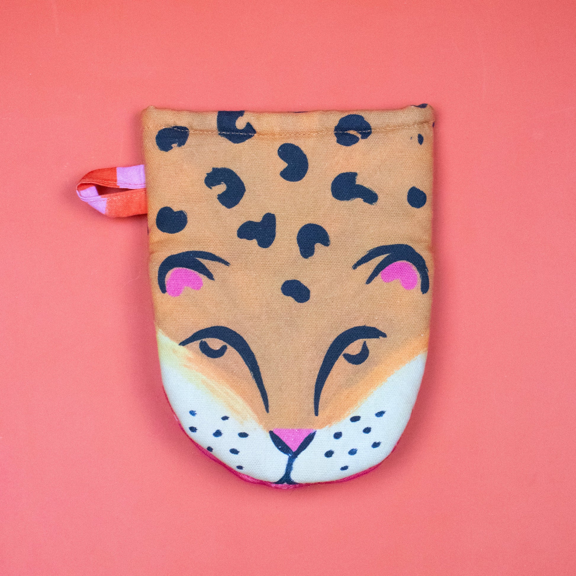 Leopard oven mitt, Organic cotton kitchen, Designer kitchen ovenmitts, sustainable kitchen, 